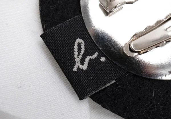 アニエスベーagnes b. フラワーブローチ 白 K-128630_005