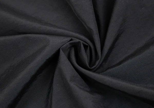 ISSEY MIYAKE Nylon Hood Storage Coat K-128697_018