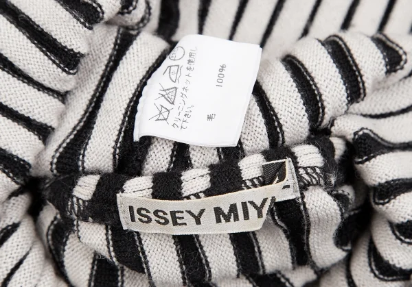 イッセイミヤケISSEY MIYAKE バイカラーリブタートルネックニット 白黒2 K-128707_015