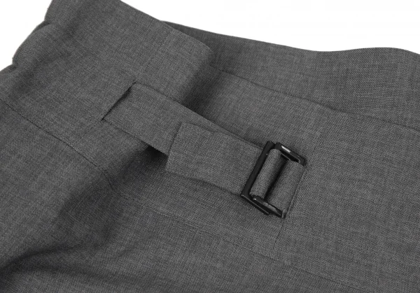 イッセイミヤケ ミーISSEY MIYAKE me ポリベルテッドハーフパンツ グレーS位 K-128872_003