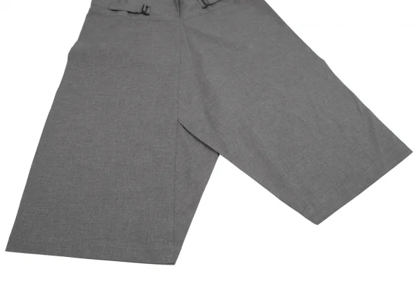 イッセイミヤケ ミーISSEY MIYAKE me ポリベルテッドハーフパンツ グレーS位 K-128872_005