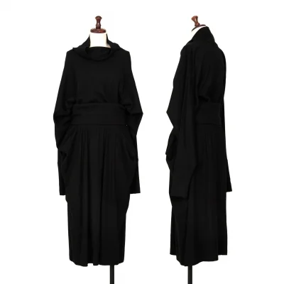 ISSEY MIYAKE Turtle Neck Wool Knit Top & Skirt