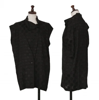 ISSEY MIYAKE Dot Jacquard Blouse