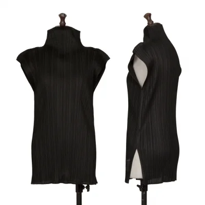 PLEATS PLEASE High-neck Sleeveless Shirt