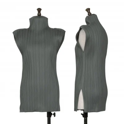 PLEATS PLEASE High-neck Sleeveless Shirt