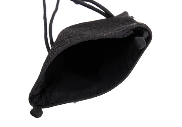 イッセイミヤケハートタマシャISSEY MIYAKE HaaT TaMaSHa フラップショルダーポーチ 黒 K-130653_010