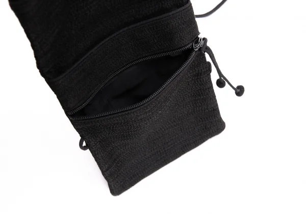 イッセイミヤケハートタマシャISSEY MIYAKE HaaT TaMaSHa フラップショルダーポーチ 黒 K-130653_008