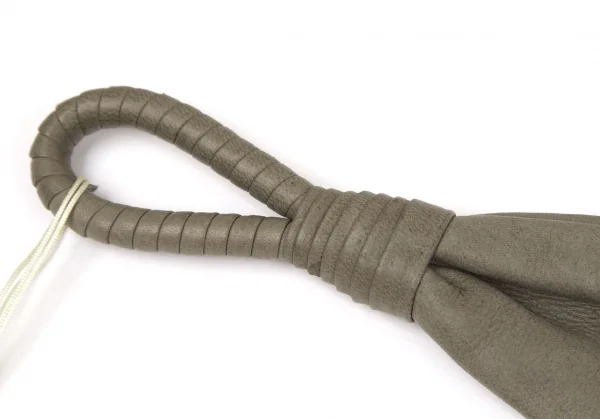 イッセイミヤケISSEY MIYAKEレザーストラップデザインベルト カーキM K-130921_006