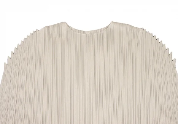 PLEATS PLEASE Circle Silhouette Top K-131934_003