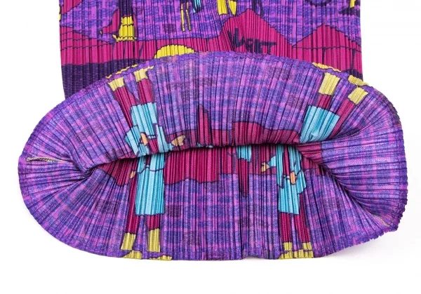 PLEATS PLEASE Marche Printed T Shirt K-132116_007