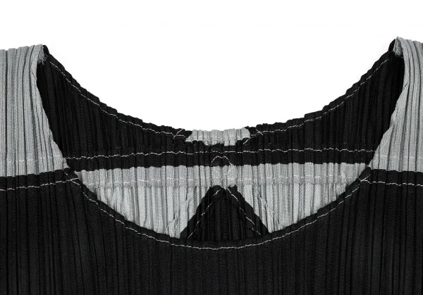 PLEATS PLEASE Geometric Switching T Shirt & Skirt K-132227_004