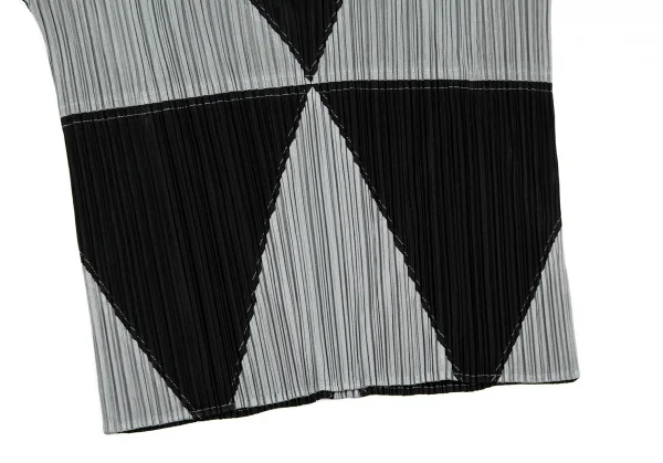 PLEATS PLEASE Geometric Switching T Shirt & Skirt K-132227_008