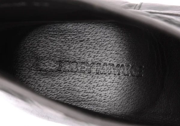 ISSEY MIYAKE MEN Leather mid Height Boots K-132491_018