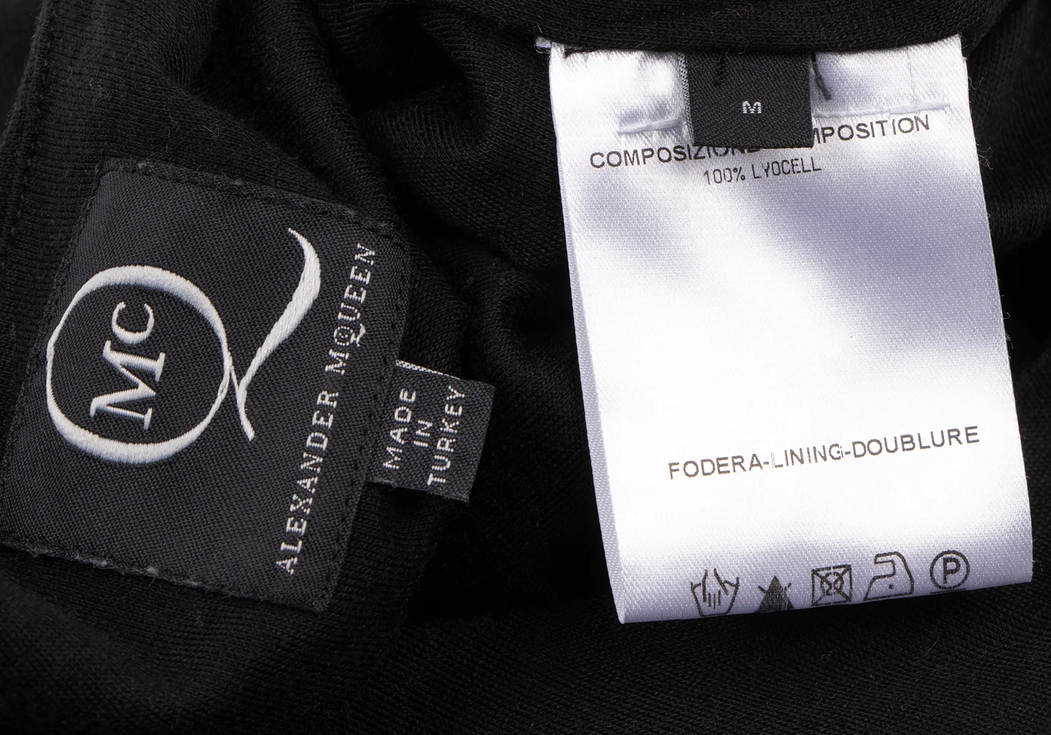 マックキュー アレキサンダーマックイーンMcQ Alexander McQUEEN