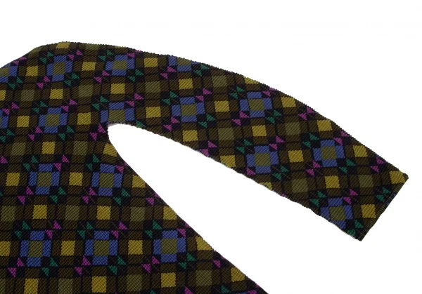 ISSEY MIYAKE me Argyle Printed Stretch Pleats T Shirt K-133130_005
