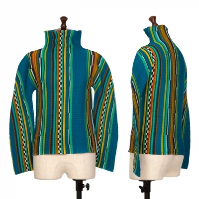 ISSEY MIYAKE me Stripe Printed Stretch Pleats T Shirt