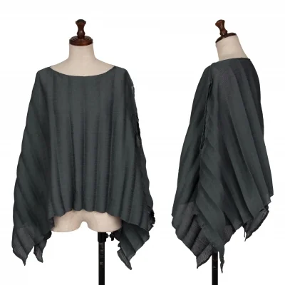 ISSEY MIYAKE me Crepe Pleated Sleeveless T Shirt