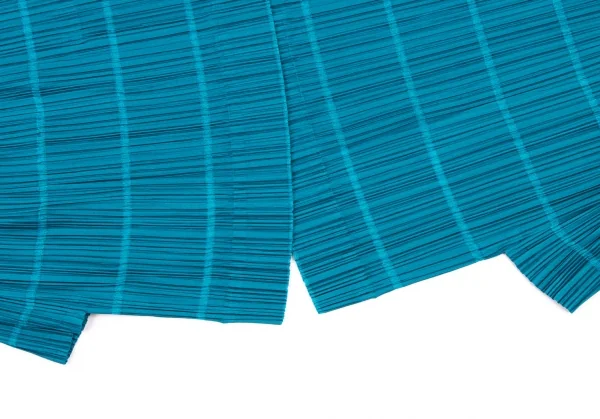 PLEATS PLEASE Pleated Striped Bolero Cardigan K-133358_008