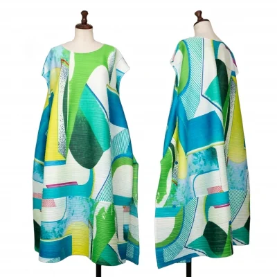 PLEATS PLEASE Pinwheel Graphic Printed Sleeveless Tunic