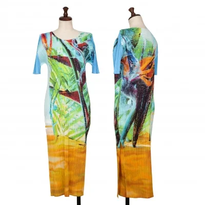 PLEATS PLEASE TROPICAL WINTER Graphic Dress
