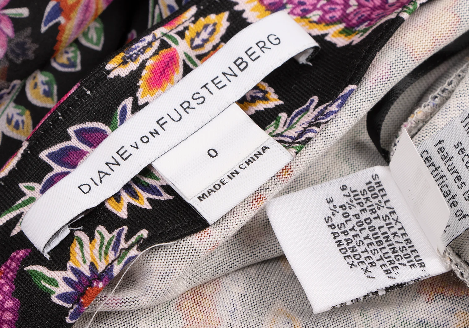 DIANE von FURSTENBERG - 【美品】ダイアンフォンファステン