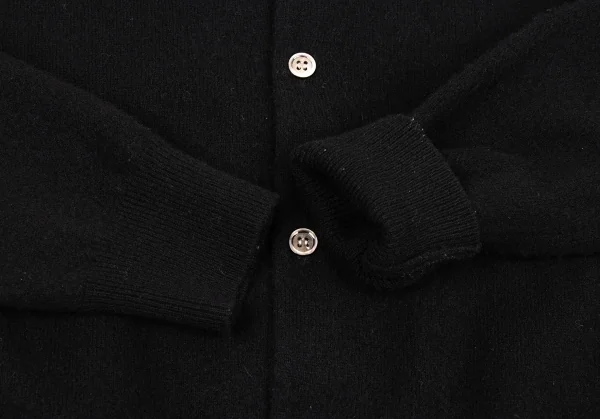 プレイ コムデギャルソンPLAY COMME des GARCONSハートワッペンウールニットカーディガン 黒M K-133917_008
