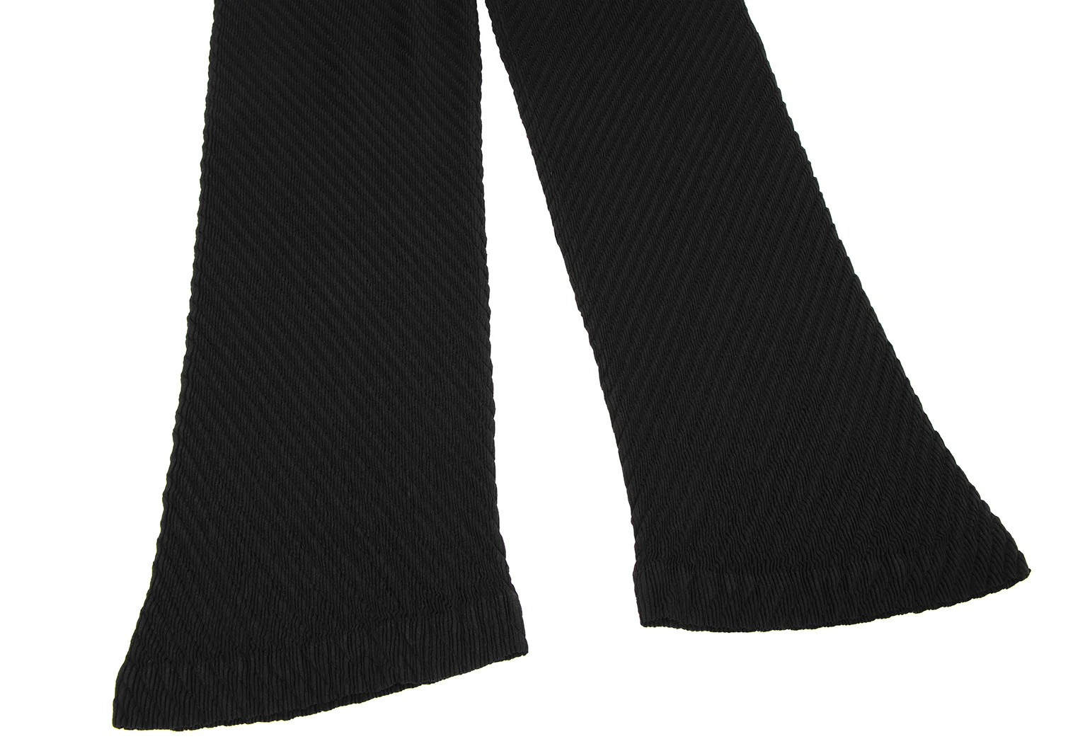 ISSEY MIYAKE Diagonal Pleats Pants Black S (K-134185) | PLAYFUL