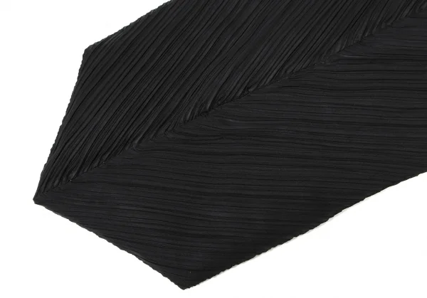 ISSEY MIYAKE Pleated Down Stole K-134209_003