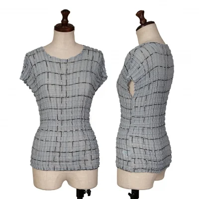 ISSEY MIYAKE me Pleated See-through Check T Shirt