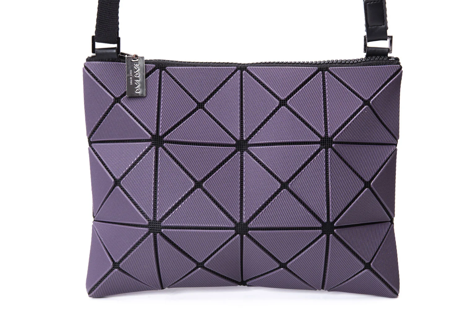 BAO BAO ISSEY MIYAKE クラッチバッグ 紫　正規品未使用品 BAO BAO ISSEY MIYAKE LUCENT TWILL Shoulder Bag Purple | PLAYFUL