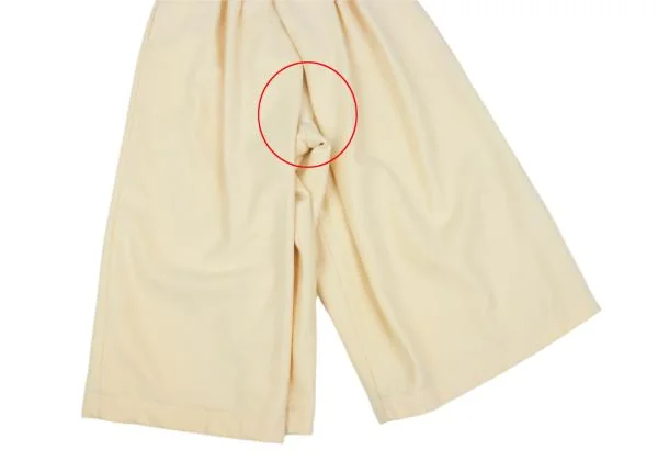 COMME des GARCONS Asymmetry Wool Tuck Wide Pants K-136105_007