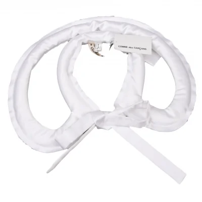 COMME des GARCONS Poly Cut-off Design Padded Collar