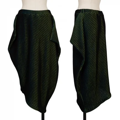 ISSEY MIYAKE Wool Poly Knit Skirt