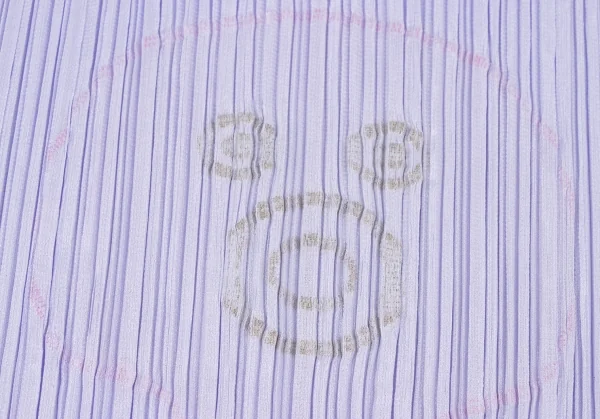 PLEATS PLEASE Octopus Patch Sleeveless Shirt K-136691_011