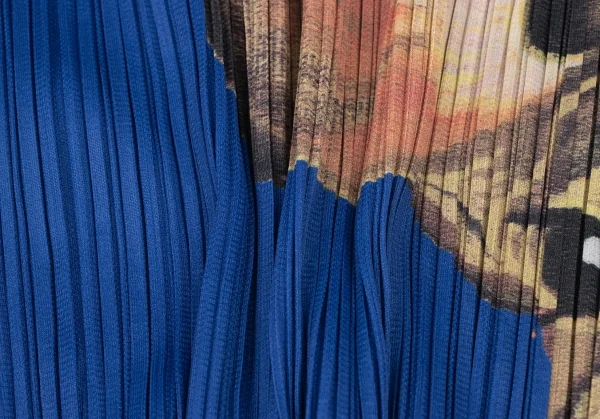 PLEATS PLEASE Animal Printed Turtle Neck T Shirt K-136696_010