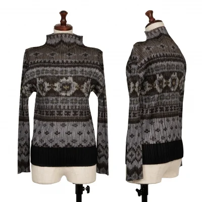 PLEATS PLEASE Ethnic Printed Turtleneck T-shirt