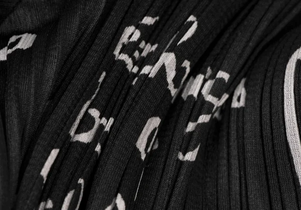 PLEATS PLEASE Lettering Print Wide Pants K-136745_011