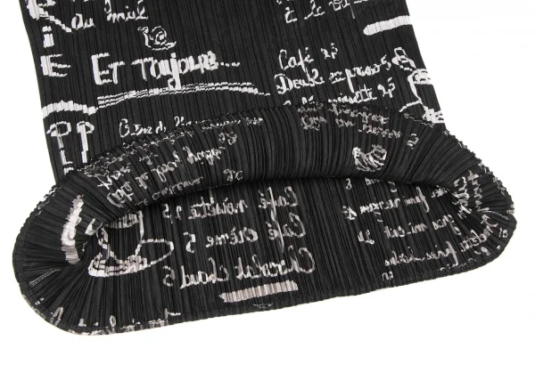 PLEATS PLEASE Lettering Print Tank top & Pants K-136746_008