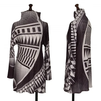 PLEATS PLEASE Geometric Printed Turtleneck T Shirt