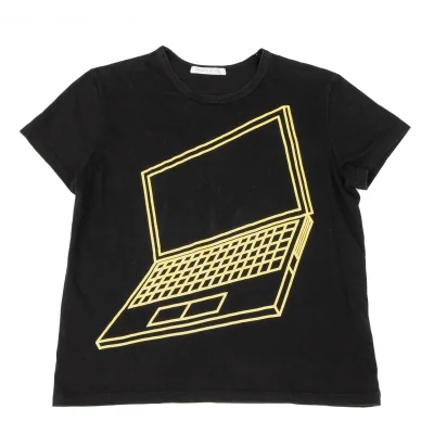 PLEATS PLEASE Printed T-shirt