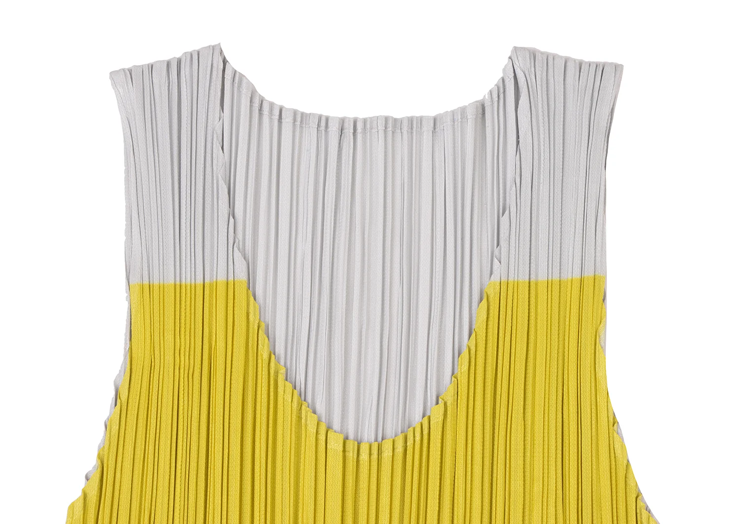 プリーツプリーズPLEATS PLEASE 横尾美美 カーネーションプリント