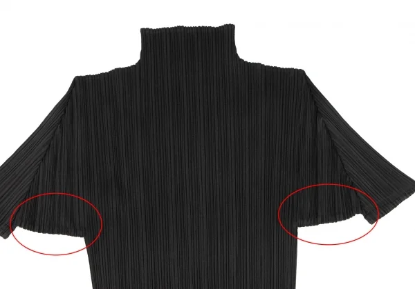 PLEATS PLEASE High-neck T-shirt K-136921_003