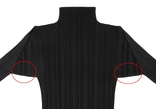 PLEATS PLEASE Turtle Neck T Shirt K-136926_003
