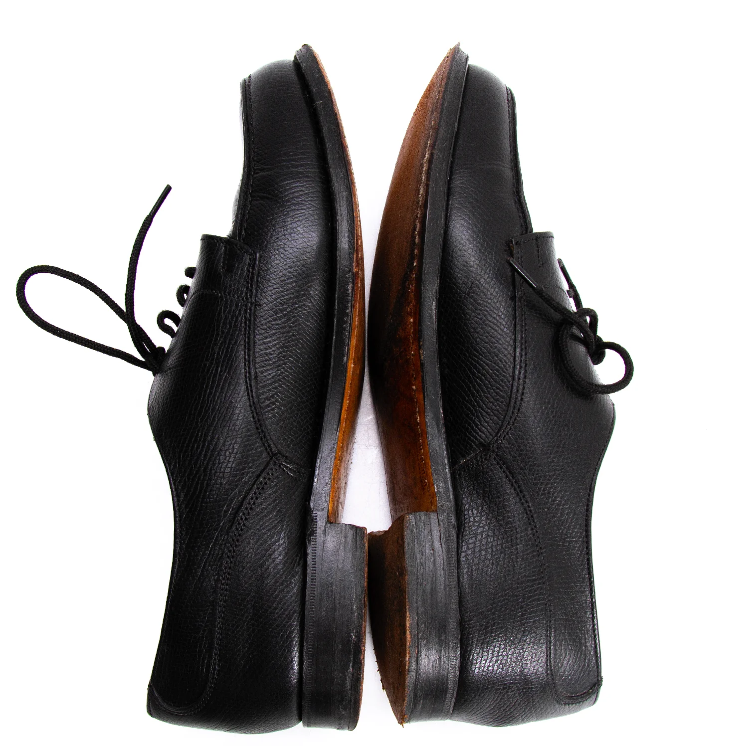 ベイクド様ブラックレザー レースアップシューズ ロイドフットウェア ロイドフットウェアLloyd Footwear 型押しレザーレースアップ