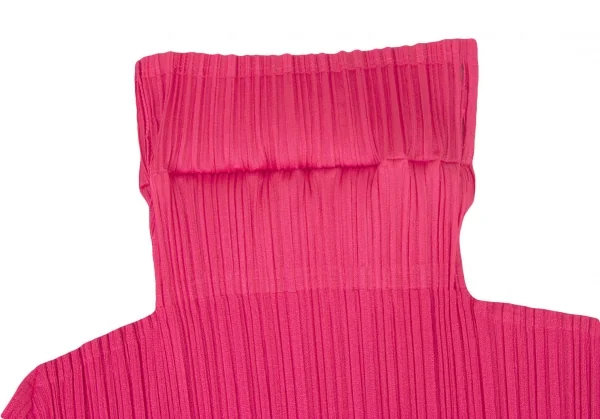 PLEATS PLEASE Button Neck T Shirt K-137076_006