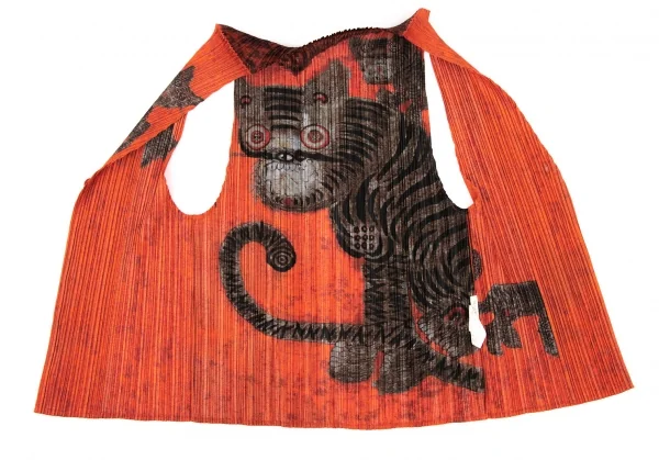 PLEATS PLEASE Tiger Cat Printed Vest K-137082_010