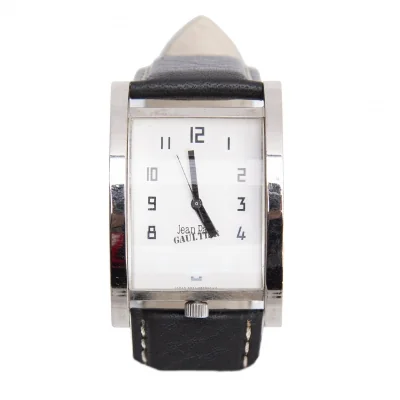 Jean-Paul GAULTIER Roung Glass Watch