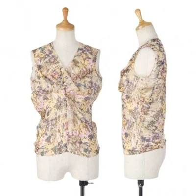 イッセイミヤケISSEY MIYAKE　シフォンプリントノースリーブブラウス ベージュ