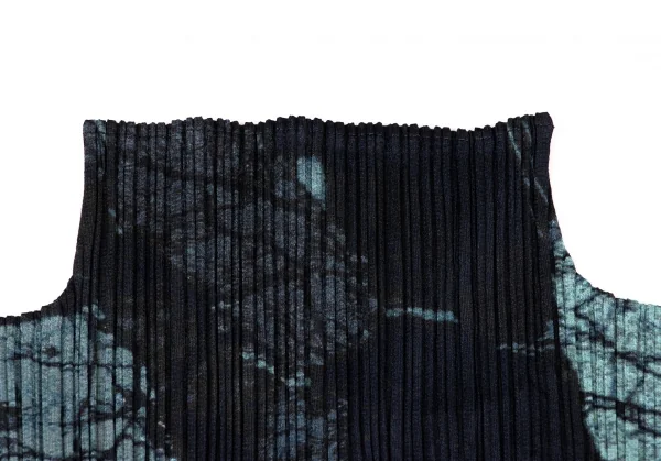 PLEATS PLEASE Graphic Printed Turtle Neck T Shirt K-138366_004