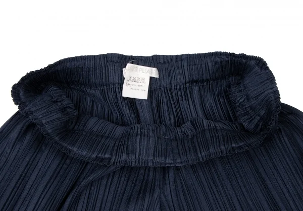 PLEATS PLEASE Dropped Crotch Crop Pants K-138490_004